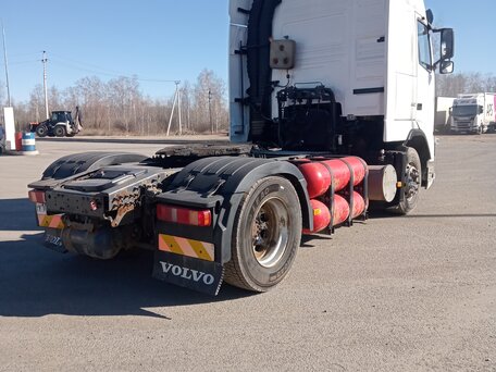 2011 Volvo FH, белый, 2750000 рублей, вид 3