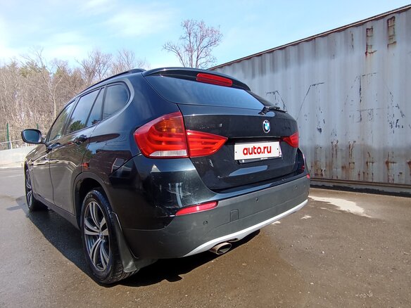 2010 BMW X1 18i I (E84), чёрный, 1330000 рублей - вид 3