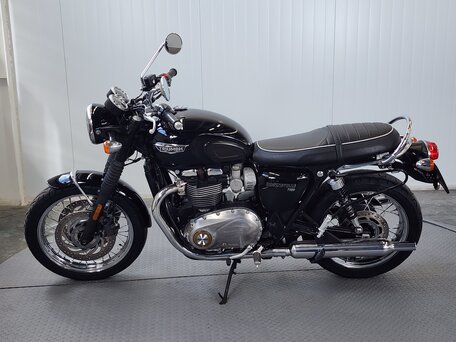 2018 Triumph Bonneville T120, чёрный, 959000 рублей, вид 5