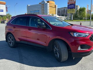 2022 Ford Edge II Рестайлинг, красный, 3000000 рублей, вид 2