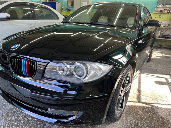 2008 BMW 1 серии 120d I (E81/E82/E87/E88) Рестайлинг, чёрный, 1200000 рублей - вид 22