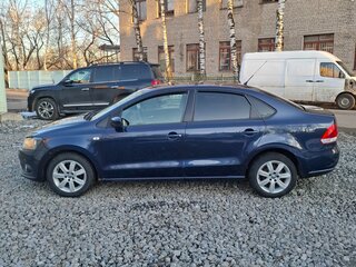 2011 Volkswagen Polo V, синий, 585000 рублей, вид 4
