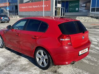 2011 BMW 1 серии 116i I (E81/E82/E87/E88) Рестайлинг, красный, 780000 рублей, вид 3