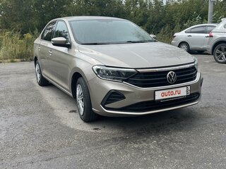 2020 Volkswagen Polo VI, коричневый, 1499000 рублей, вид 2