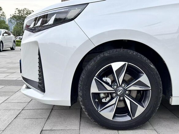 2023 GAC Trumpchi M6, синий - вид 7