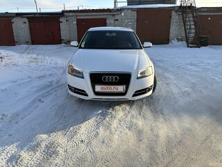 2011 Audi A3 II (8P) Рестайлинг 2, белый, 1050000 рублей, вид 3
