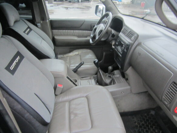 1998 Nissan Patrol V (Y61), синий - вид 8
