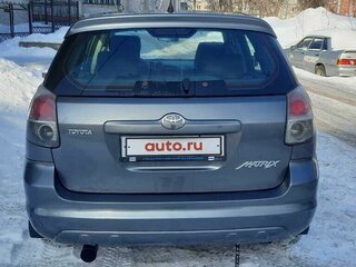 2007 Toyota Matrix I (E130), серый, 720000 рублей, вид 2