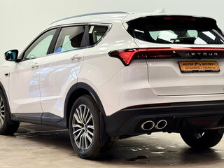 2024 Jetour X70+ I Рестайлинг, белый, 2575000 рублей, вид 3