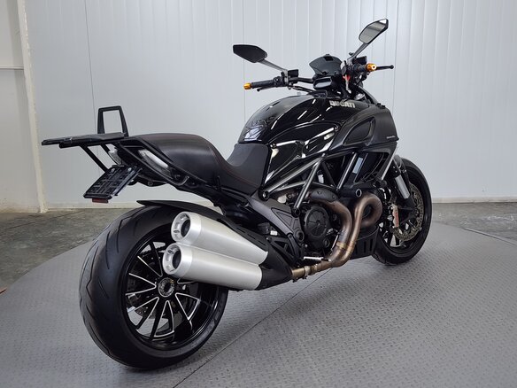 2011 Ducati Diavel, чёрный, 729000 рублей - вид 7