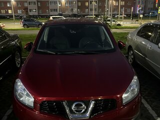 2013 Nissan Qashqai I Рестайлинг, красный, 1400000 рублей, вид 1