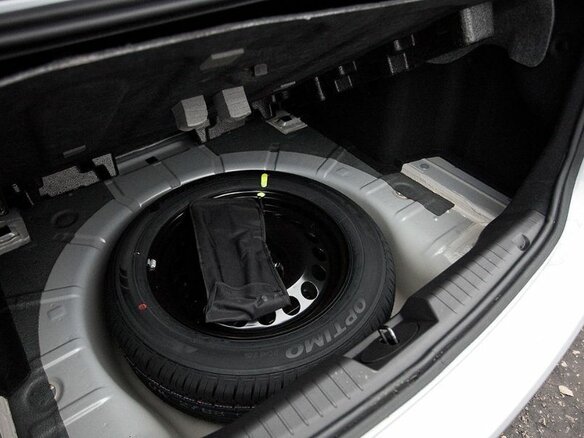 2013 Chevrolet Cruze I Рестайлинг, белый - вид 4