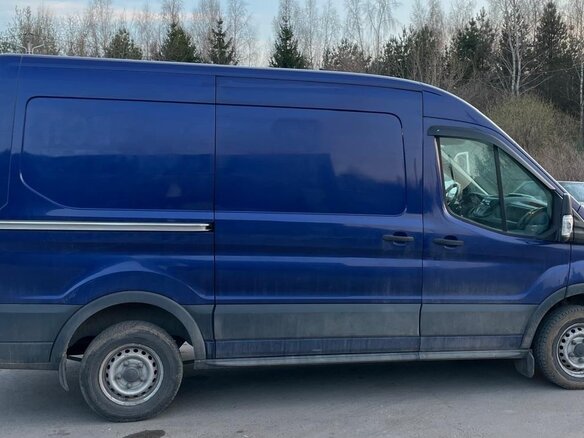 2017 Ford Transit, синий, 2250000 рублей - вид 3