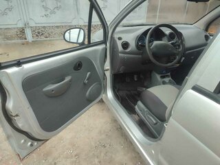 2011 Daewoo Matiz I Рестайлинг, серебристый, 300000 рублей, вид 4
