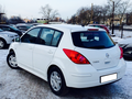 2013 Nissan Tiida I Рестайлинг, белый - вид 1