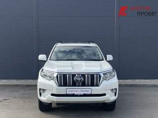 2019 Toyota Land Cruiser Prado 150 Series Рестайлинг 2, белый, 3995000 рублей, вид 2