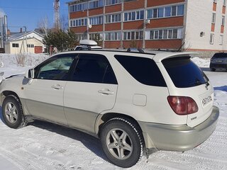 1999 Toyota Harrier I (XU10), серый, 995000 рублей, вид 3