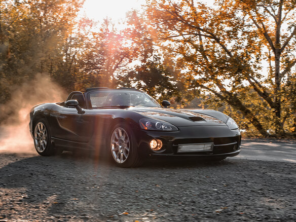 2005 Dodge Viper SRT-10 III, чёрный - вид 4