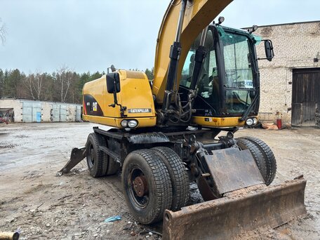 2016 Caterpillar M317, 7450000 рублей, вид 3