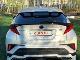 2020 Toyota C-HR I Рестайлинг, белый, 2150000 рублей, вид 4