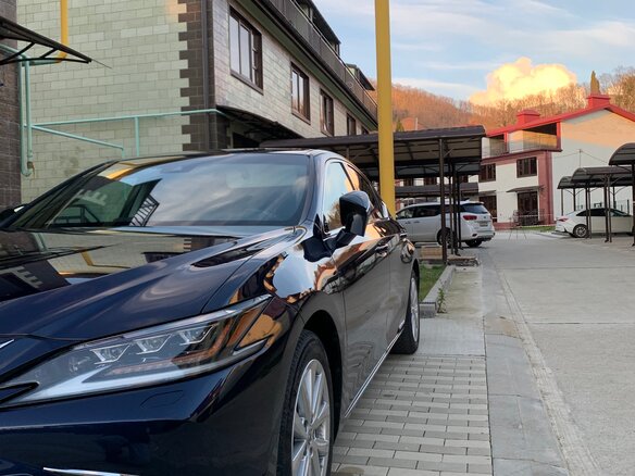 2019 Lexus ES 300h VII, синий, 4600000 рублей - вид 20