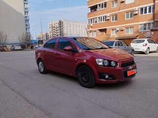 2012 Chevrolet Aveo II, красный, 650000 рублей, вид 3