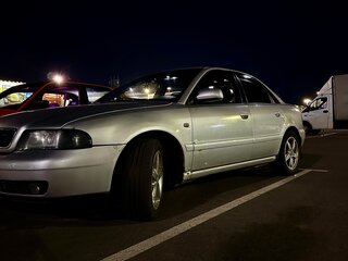 2001 Audi A4 I (B5) Рестайлинг, серебристый, 400000 рублей, вид 1