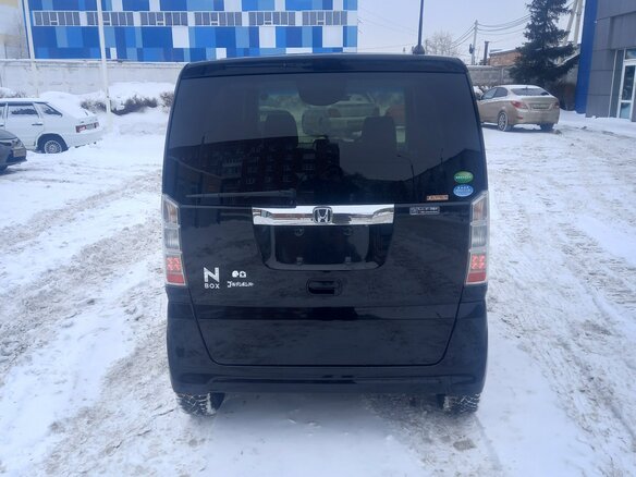2016 Honda N-BOX I Рестайлинг, чёрный, 1040000 рублей - вид 6