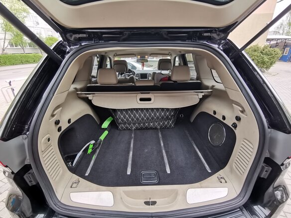 2014 Jeep Grand Cherokee IV (WK2) Рестайлинг, чёрный, 2490000 рублей - вид 8