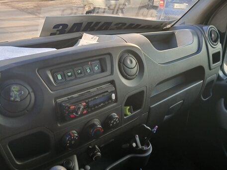 2014 Renault Master, белый, 950000 рублей, вид 4