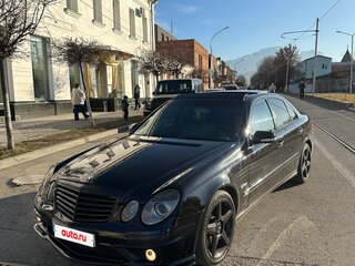 2008 Mercedes-Benz E-Класс 500 III (W211, S211) Рестайлинг, чёрный, 1980000 рублей, вид 1