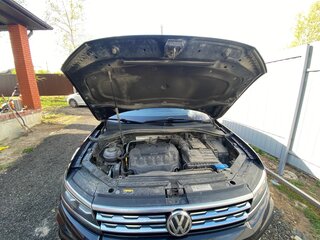 2018 Volkswagen Tiguan II, чёрный, 2550000 рублей, вид 4