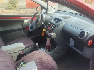 2011 Peugeot 107 I Рестайлинг, красный, 570000 рублей, вид 3