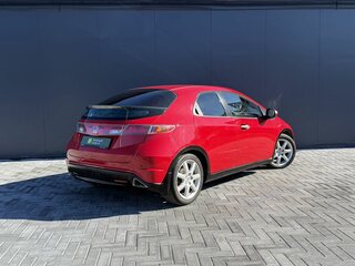 2008 Honda Civic VIII, красный, 695000 рублей, вид 2