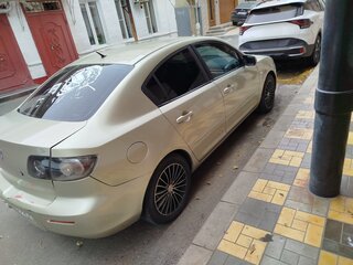 2006 Mazda 3 I (BK) Рестайлинг, золотистый, 540000 рублей, вид 2