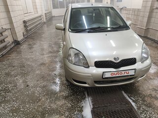 2002 Toyota Vitz I (P10), бежевый, 450000 рублей, вид 1