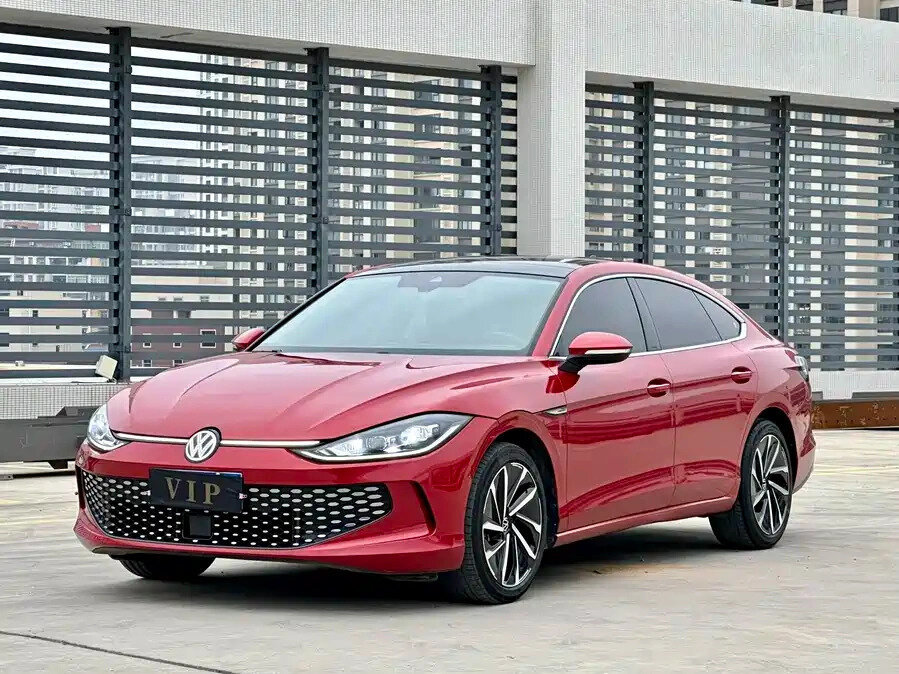 Открыть фотографии: Volkswagen Lamando I Рестайлинг