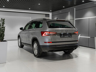 2019 Skoda Kodiaq I, бежевый, 2360000 рублей, вид 5