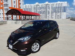 2018 Nissan Note e-Power II Рестайлинг, коричневый, 1515000 рублей, вид 3