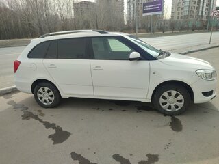 2012 Skoda Fabia II Рестайлинг, белый, 365000 рублей, вид 3