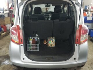 2010 Toyota Ractis I, серый, 870000 рублей, вид 5