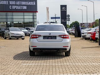 2018 Skoda Superb III, белый, 1615000 рублей, вид 5
