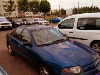 2004 Chevrolet Cavalier III, синий, 211071 рублей, вид 3