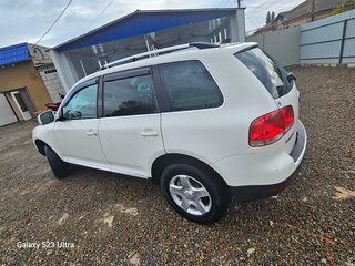 2003 Volkswagen Touareg I, белый, 1050000 рублей, вид 2