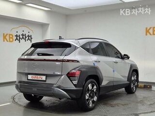 2024 Hyundai Kona II (SX2), серебристый, 3100000 рублей, вид 3