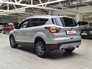 2018 Ford Kuga II Рестайлинг, серебристый, 1800000 рублей, вид 5