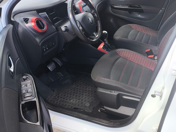 2018 Renault Kaptur I, белый, 1500000 рублей - вид 3