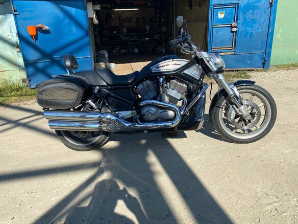 2006 Harley-Davidson V-Rod, чёрный, 1300000 рублей - вид 3