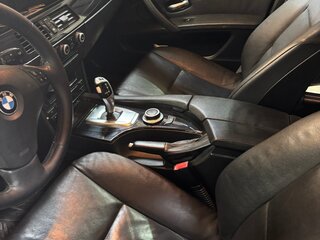 2007 BMW 5 серии 525i V (E60/E61), чёрный, 1050000 рублей, вид 5