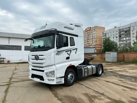 2024 FAW J7, белый, 8300000 рублей, вид 2